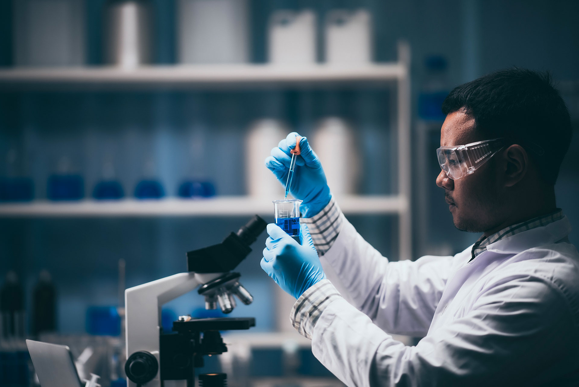 60aa433dd16ccb5d396ec4a8_team-of-medical-research-scientists-collectively-w-CFV3NW5